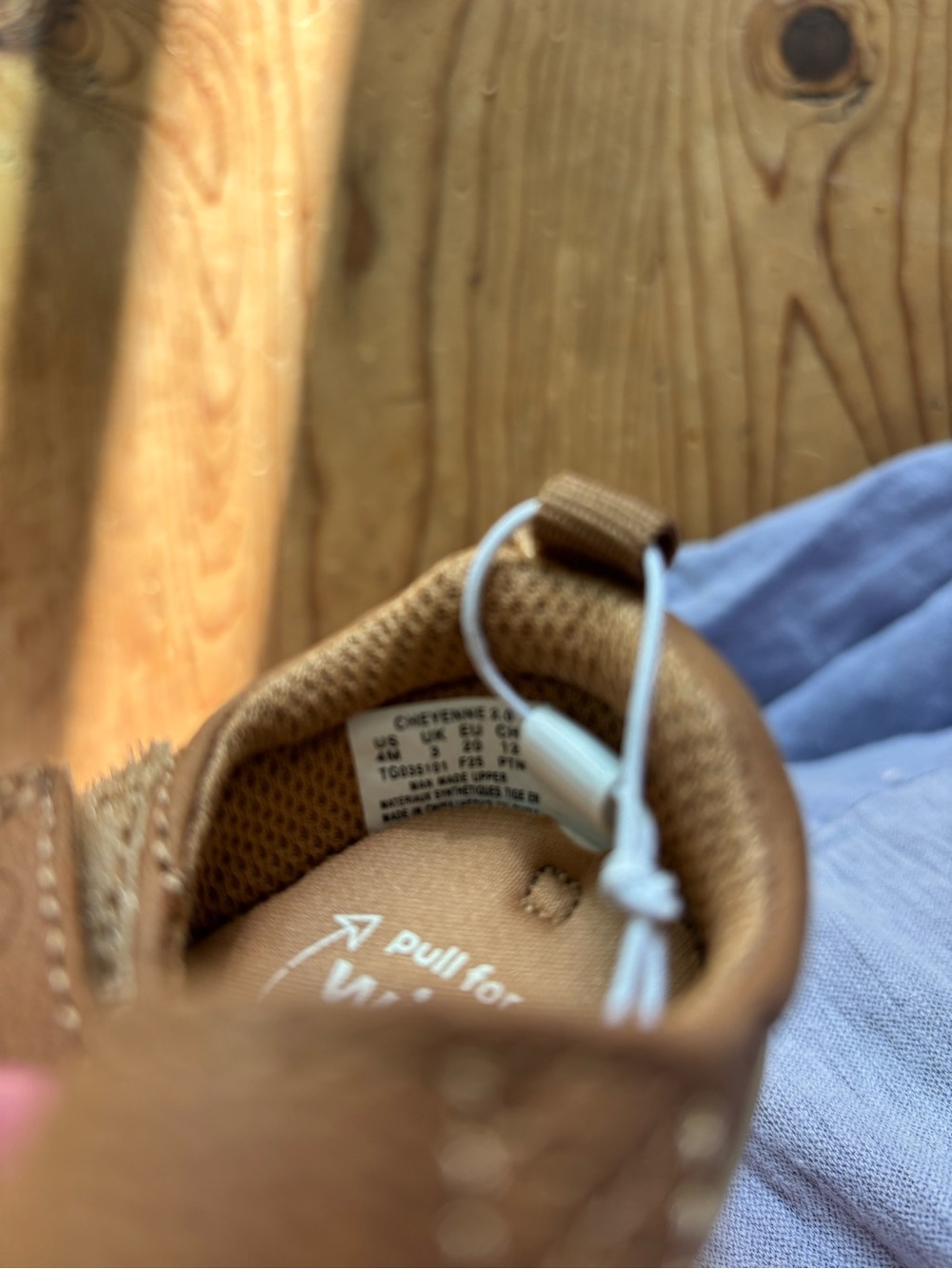 Stride Rite Kids' Brown Wide-Fit Leather Sandals BRAND NEW - Picture 3 of 3